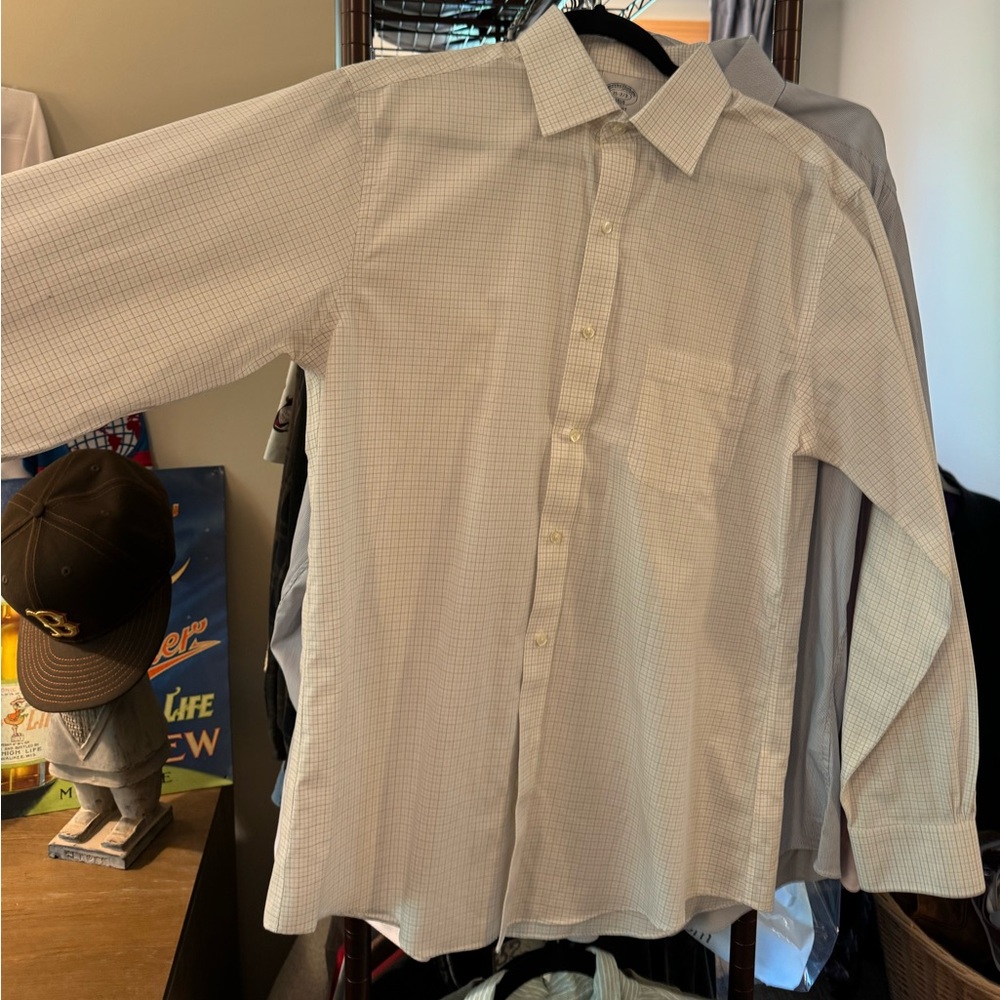 Brooks brothers dress shirt. Men’s size 15 2/3.